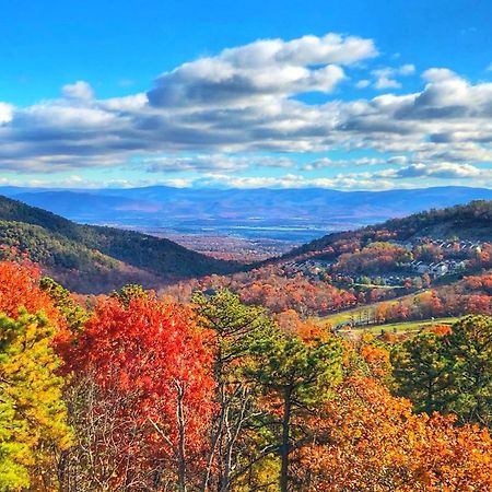 Family Friendly Massanutten Home With Beautiful Mountain Views! McGaheysville Bagian luar foto